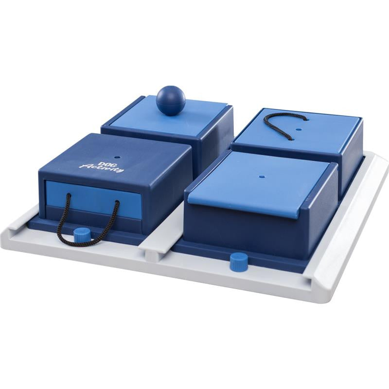 Trixie Activity Poker Box 31 × 31 cm